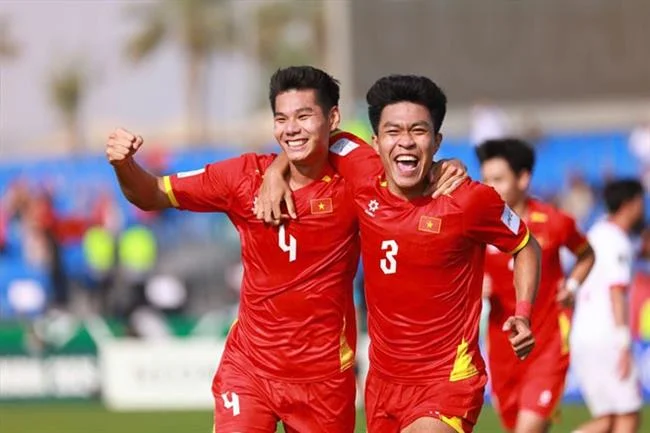 Minh họa việc chia sẻ dữ liệu an toàn của ga65 cổng game chính thức với các đối tác đáng tin cậy và tuân thủ pháp luật.